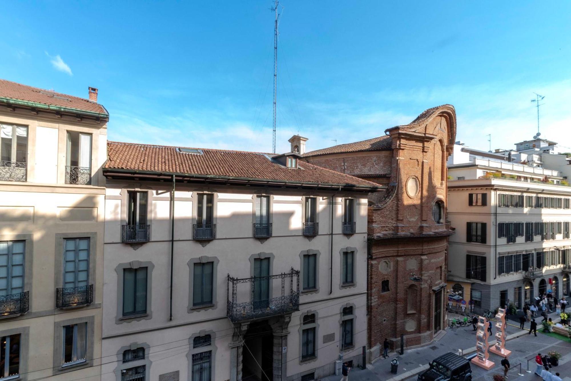 Dream Suites Milano San Babila Екстериор снимка