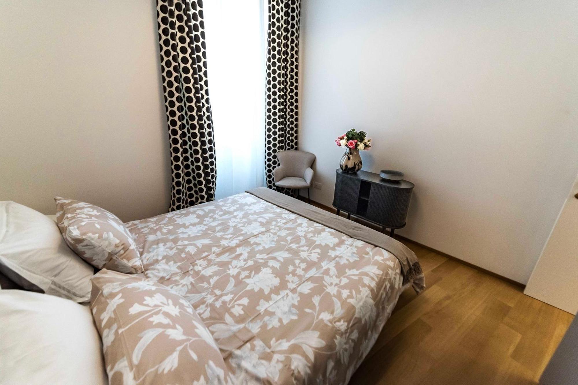Dream Suites Milano San Babila Екстериор снимка